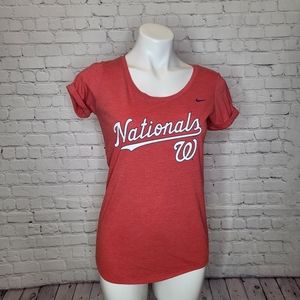 Nike Washington Nationals Slim Fit Red T-shirt Size M Perfect For Game Day